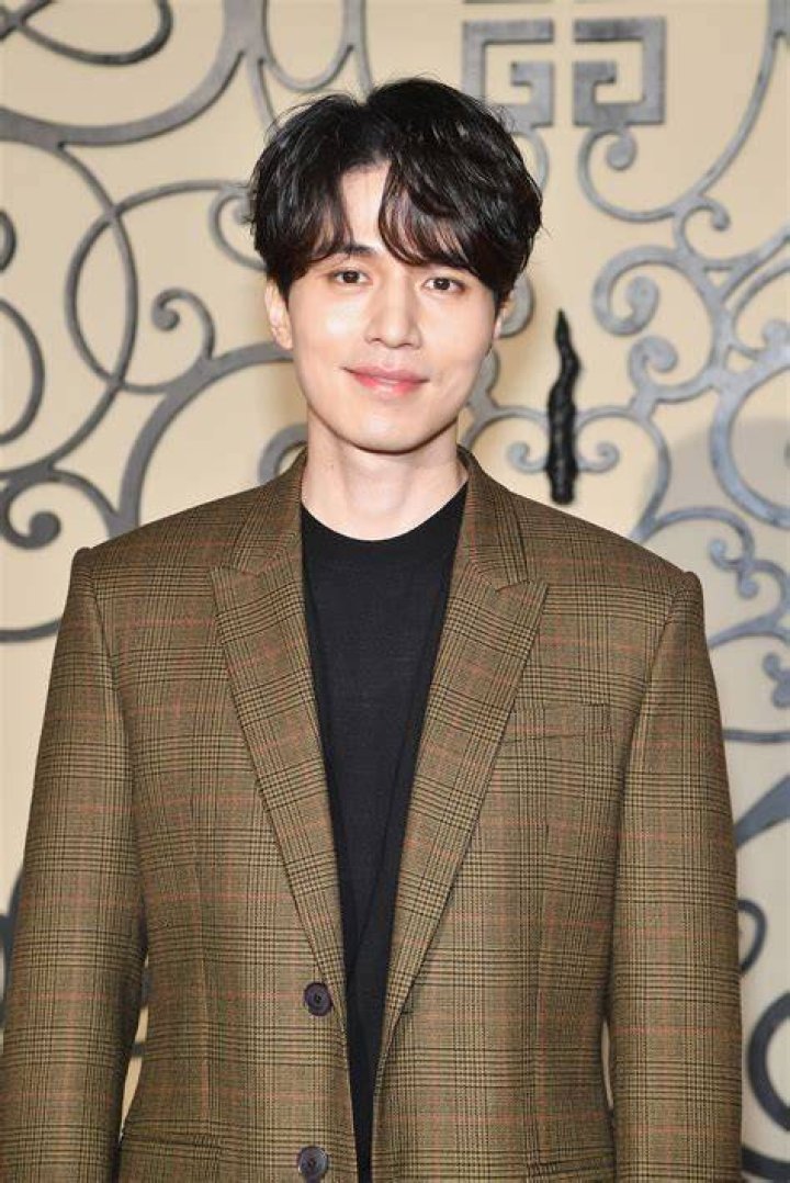 Lee Dong-Wook's Relationships: A Comprehensive Rundown