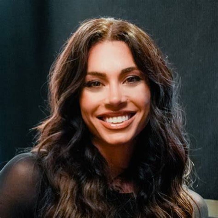 Leila Hormozi On Her Transformative Weight Loss Journey YouTube