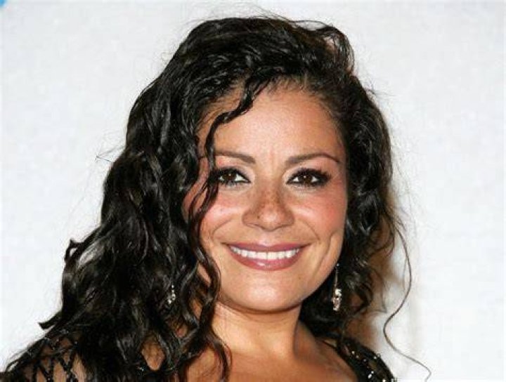 Lisa Lisa Net Worth (2024 Update)