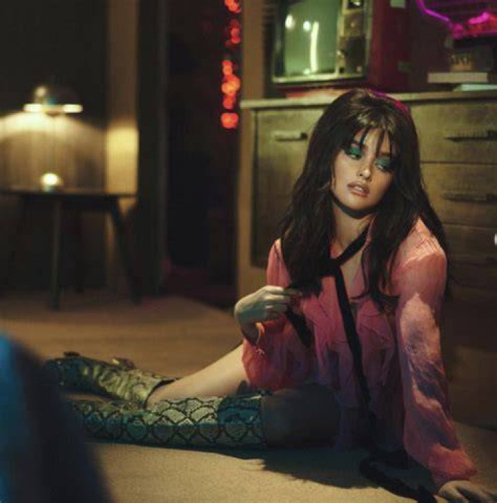 LOOK Liza Soberano exudes sultry vibes in retroinspired photo shoot