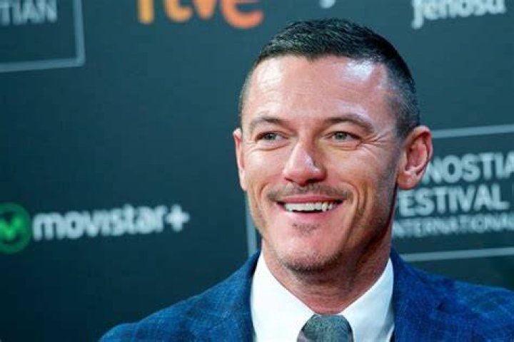 Luke Evans Net Worth 2023 Update Bio, Age, Height, Weight Net Worth