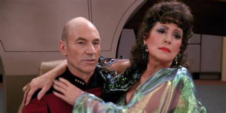 Lwaxana Troi Lwaxana Troi Wallpaper (37407309) Fanpop