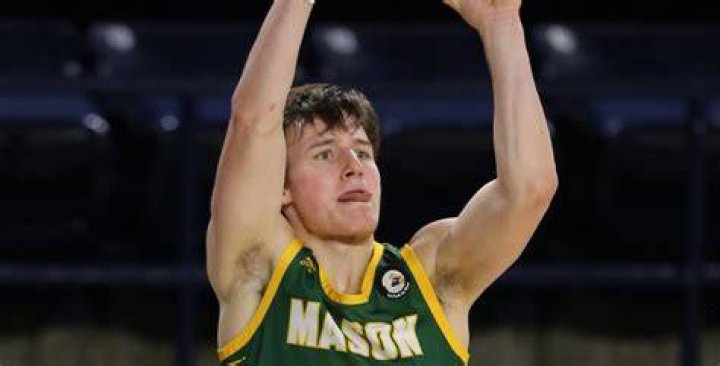 Mason Transfer Tyler Kolek Commits To Marquette Anonymous Eagle