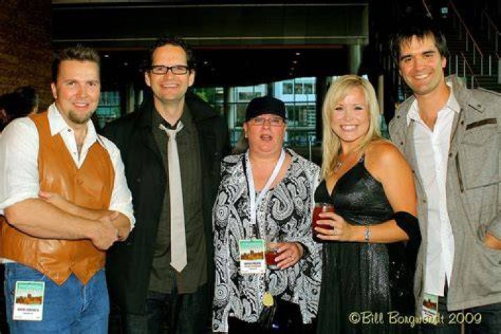 May 8, 2023 Remembering Stacie Roper (1976 2023) Country Music