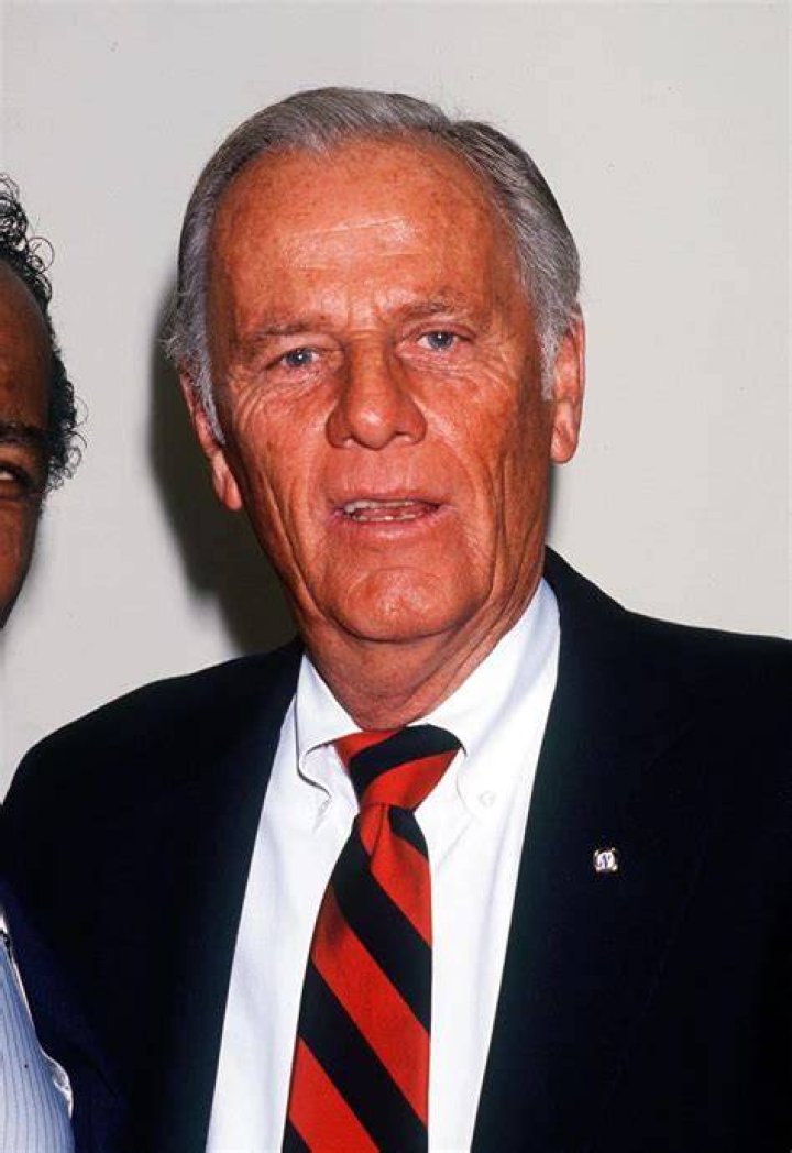 McLean Stevenson's Passing: Unveiling The Cause Of Death