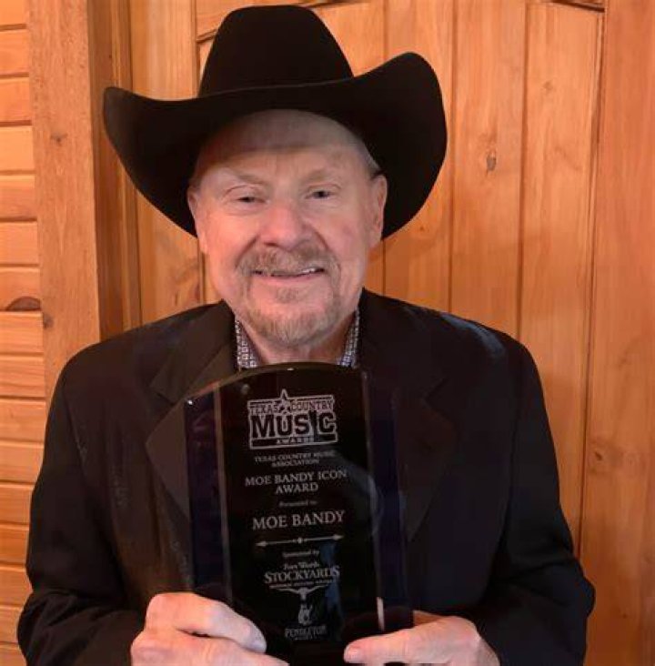 Meet The Wife Of Country Music Legend: Moe Bandy's True Love