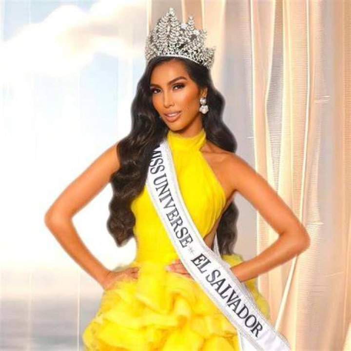 Milena Miss universe EL Salvador 1996 and Top 10 in Miss