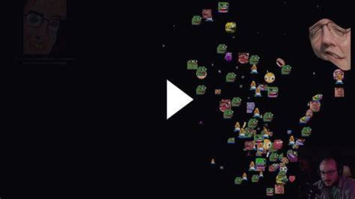 MoonMoon thanks xQc for leverage in Twitch contract