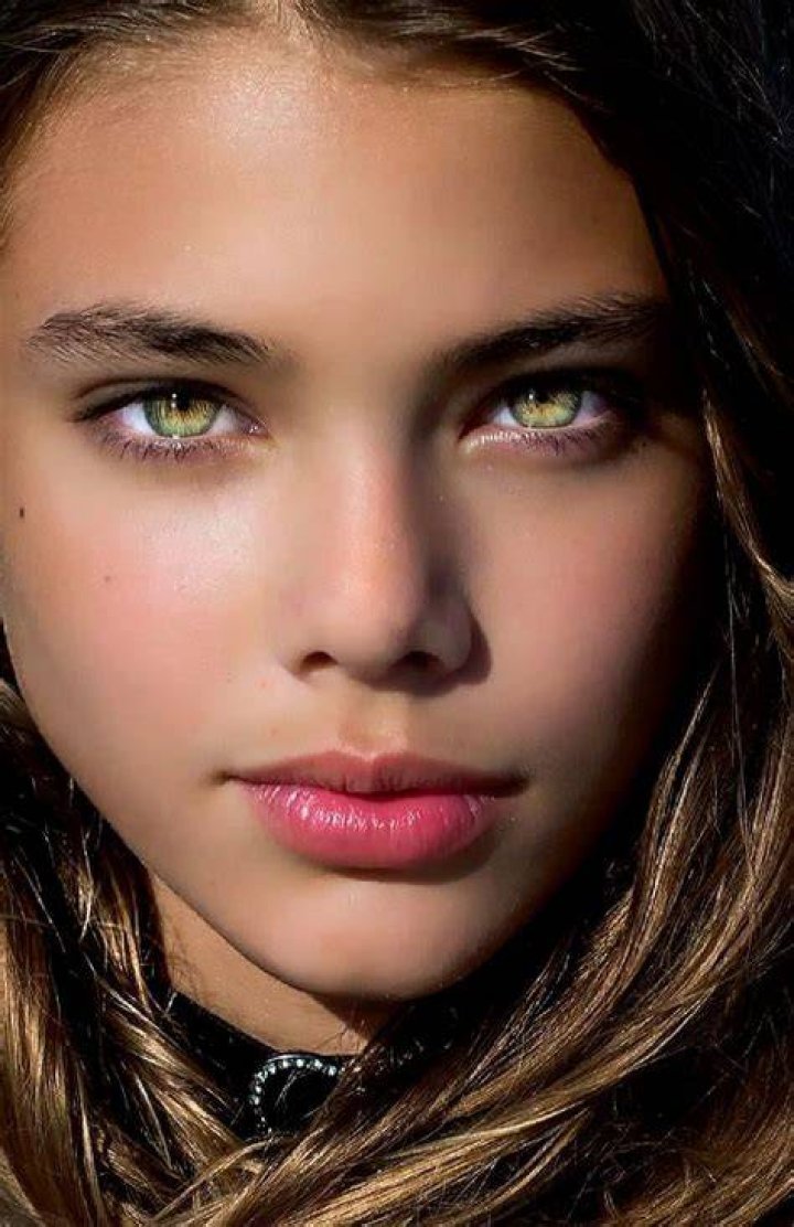 Most Beautiful Eyes, Stunning Eyes, Beautiful Clothes, Beauty Women