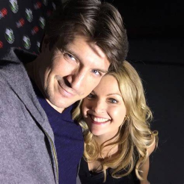 Nathan Fillion&rsquo;s Girlfriend + Relationships, Exes & Rumors 2023 NOYAMAK