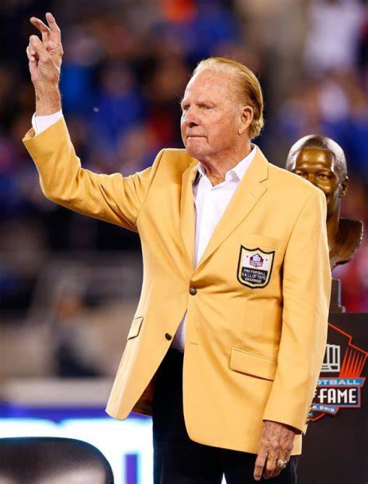 NFL Legend Frank Gifford Passes Away at 84 NBC News