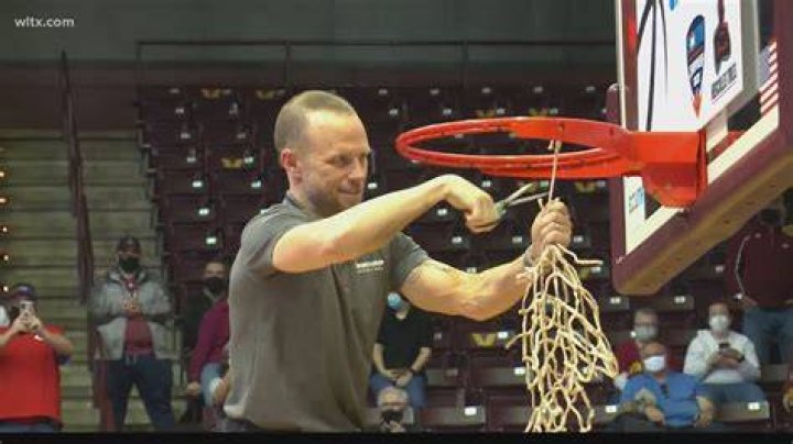 Pat Kelsey, College of Charleston earn NCAA tournament automatic bid