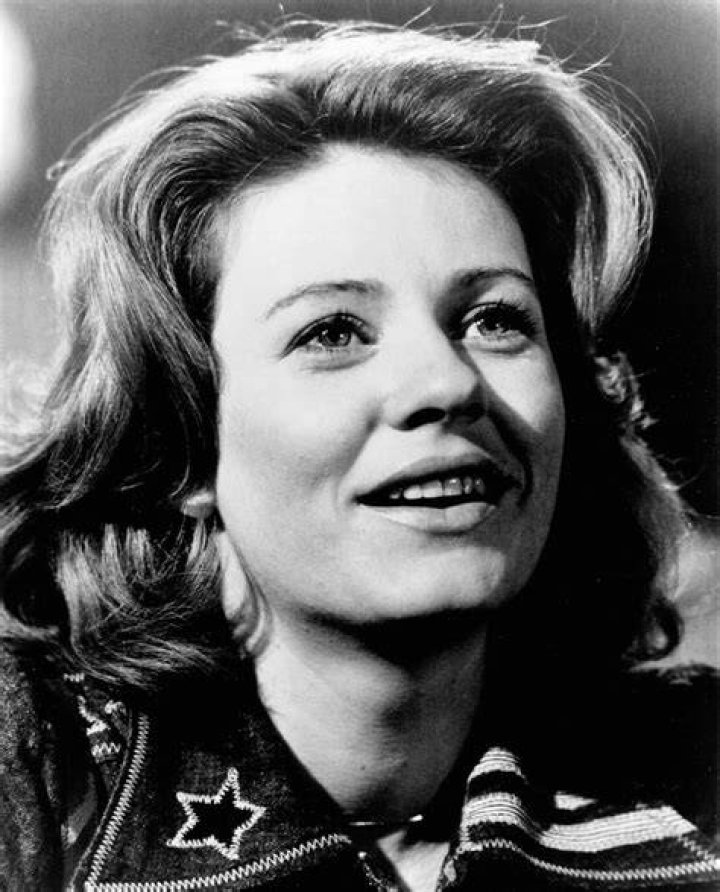 PATTI DUKE Patty duke, Valley of the dolls, Vintage movies
