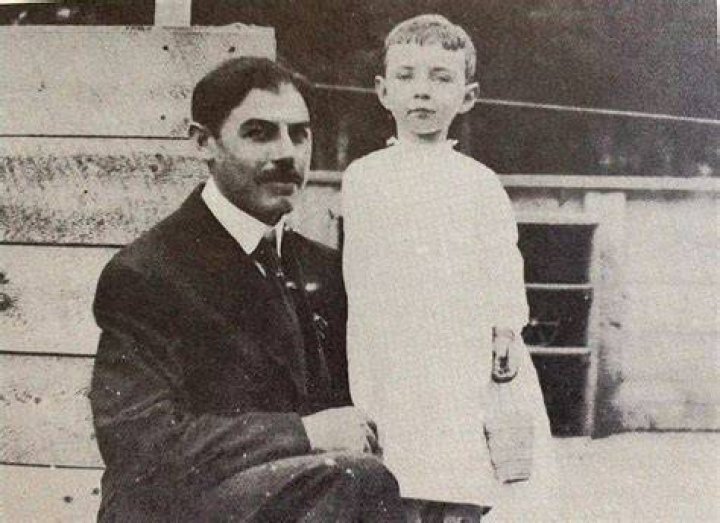Peter Oppenheimer (J. Robert Oppenheimer&rsquo;s Son) Wiki, Age, Wife, Kids