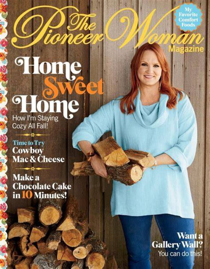 Photo gallery The Pioneer Woman signs books in Owasso Slideshows