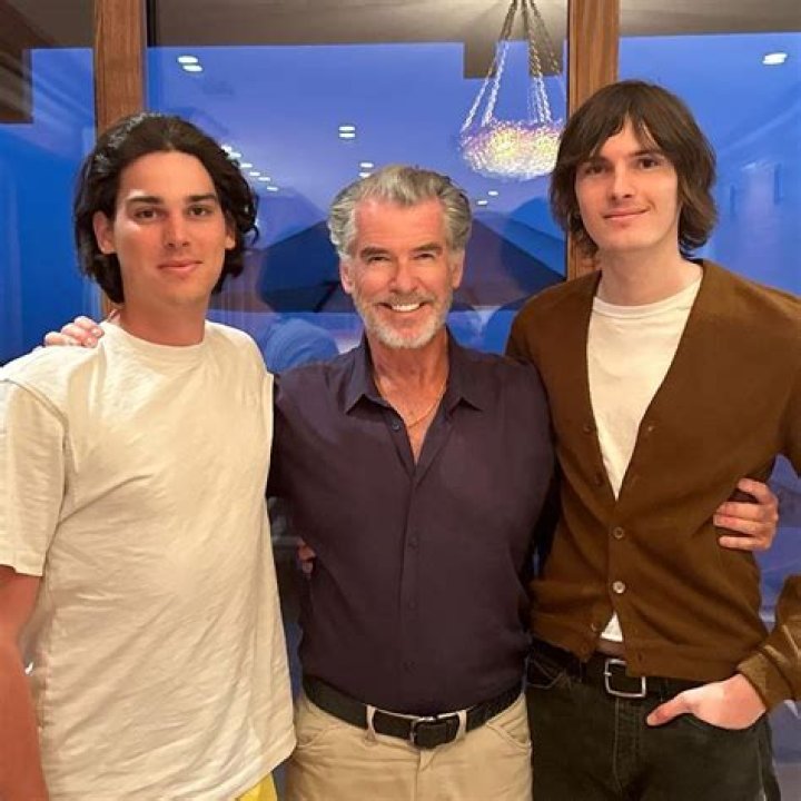 Pierce Brosnan Sons Photos Pierce Brosnan S Estranged Son Christopher