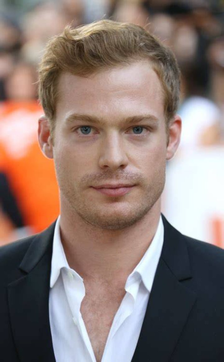 Poze Sam Reid Actor Poza 24 din 33 CineMagia.ro