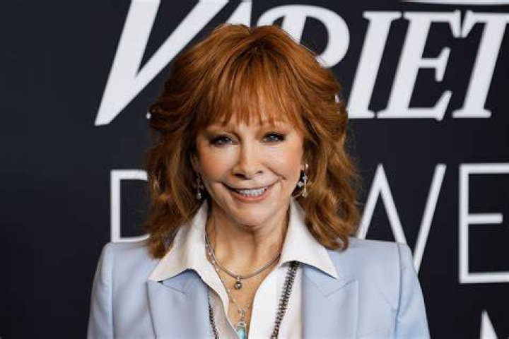 Reba McEntire Is &lsquo;Just So Proud&rsquo; Of Kelly Clarkson's Career