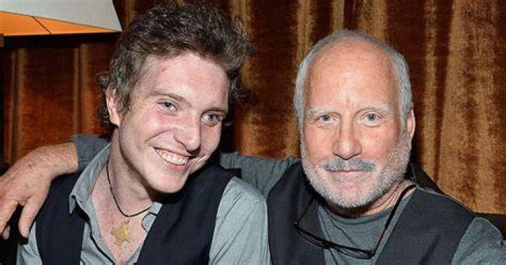 Richard Dreyfuss talks candidly about his lifelong battle with bipolar