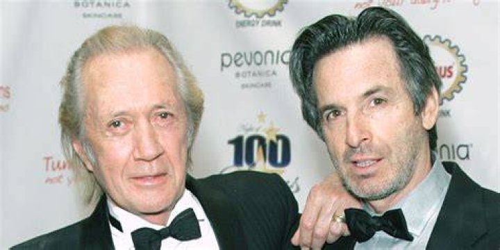 Robert Carradine And David Carradine Revealed
