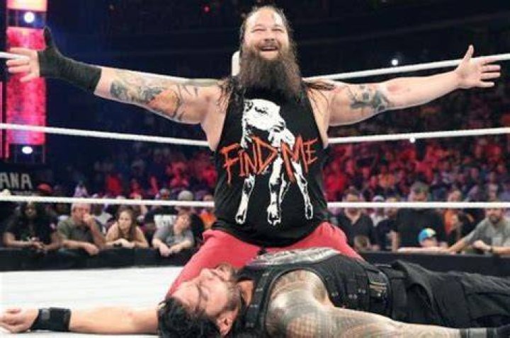 Roman Reigns vs. Bray Wyatt Elimination Chamber Qualifying Match Raw