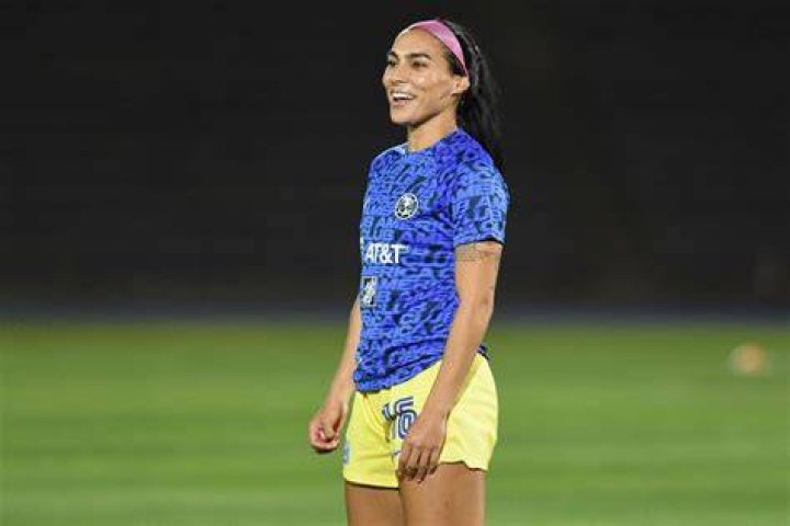 Sabrina Enciso Conoce a la bella jugadora del Am&eacute;rica Femenil
