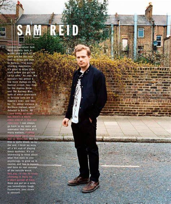Sam Reid Height: A Hollywood Heartthrob's Stature Revealed
