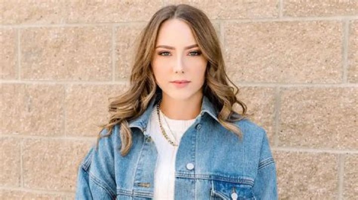 Sarah Mathers Net Worth, Age, Bio, Family, and All Latest Updates