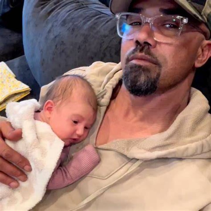 Shemar Moore Brings Baby Girl Frankie to Visit His Mom&rsquo;s Grave