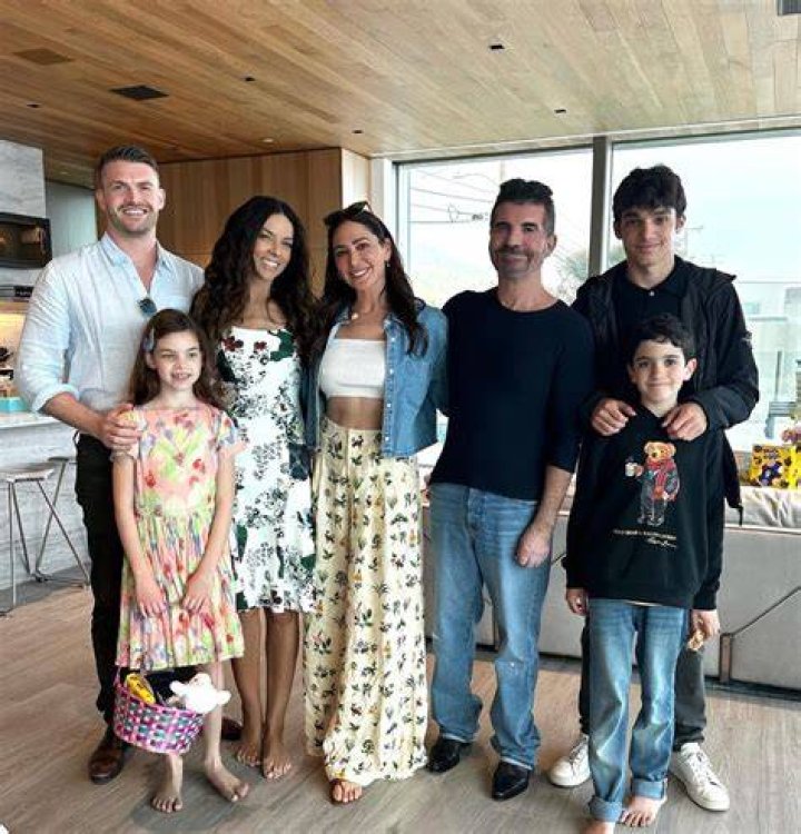 SImon Cowell Spends Easter with Fianc&eacute;e Lauren Silverman, Ex Terri