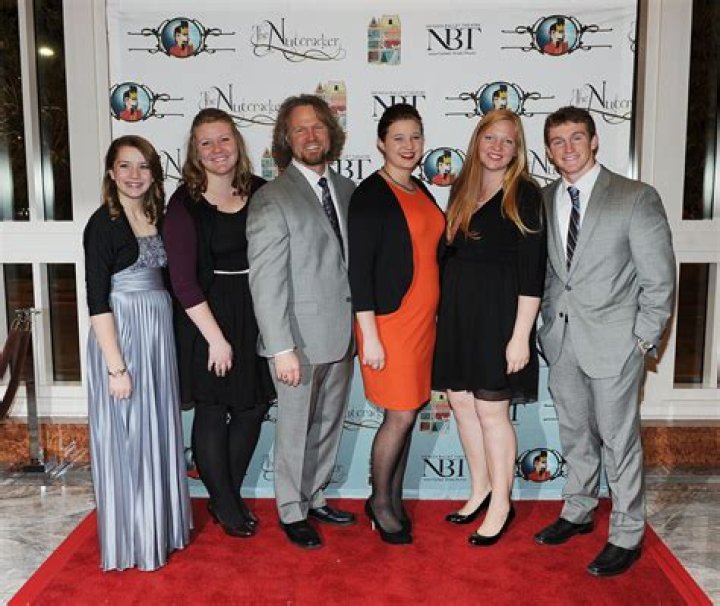 Sister Wives' Meri Brown's Daughter Mariah's Partner Comes Out At