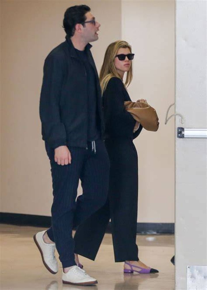 Sofia Richie With her boyfriend Elliot Grainge on Melrose Place in