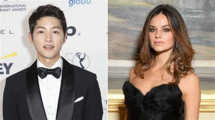 Song Joong Ki dan Katy Louise Saunders Dikaruniai Anak Pertama