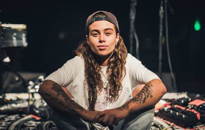 Tash Sultana on debut album 'Flow State' and their mindmelting live