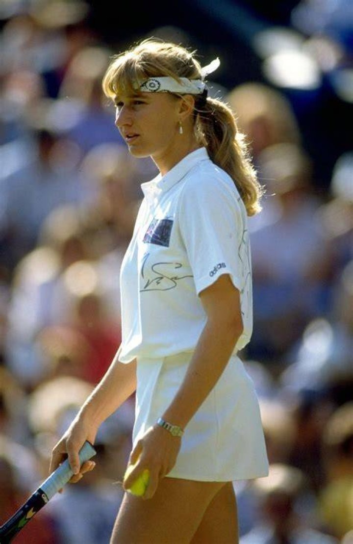 Tennis great Steffi Graf of Germany (left) and Gabriela Sabatini of