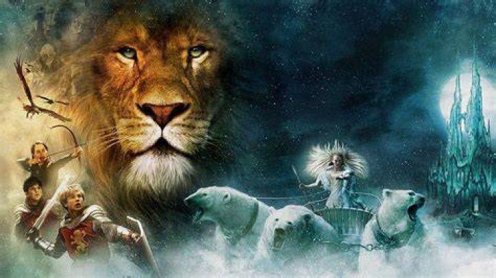 The Chronicles of Narnia The Lion, the Witch and the Wardrobe Retro
