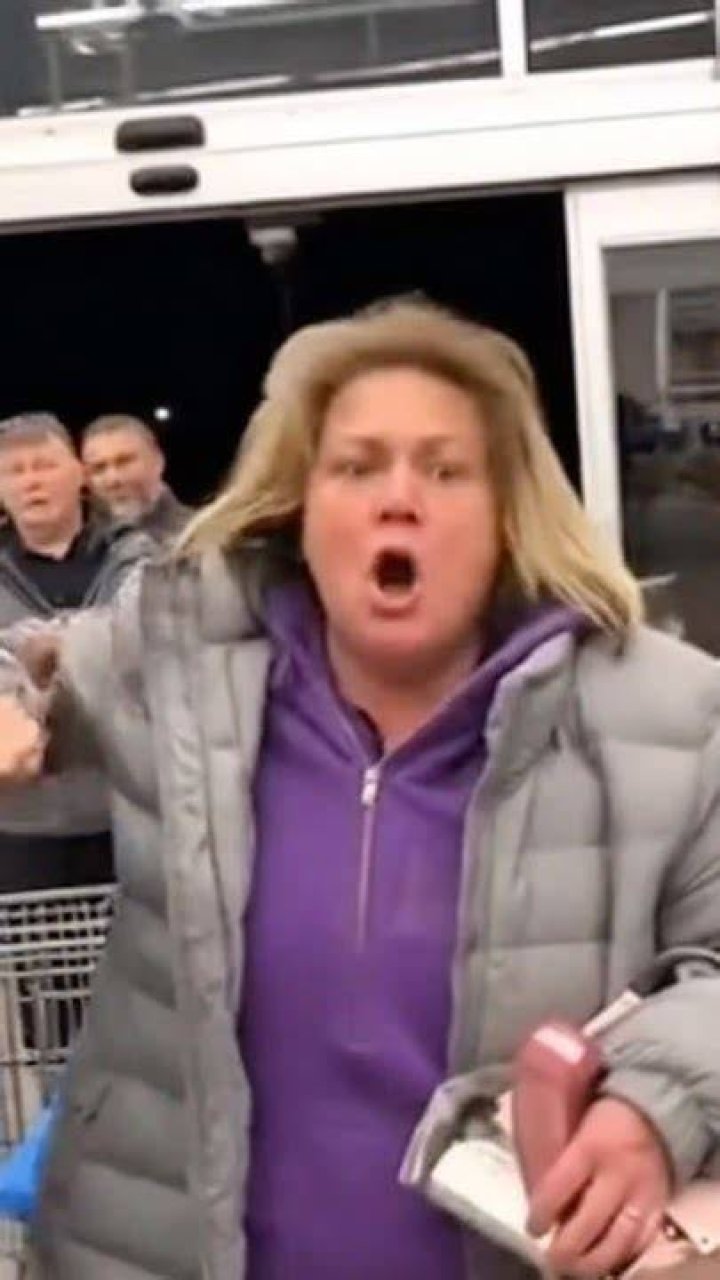 The Crazy Lady Caught Stealing Rhubarb Is A RealLife Roz From