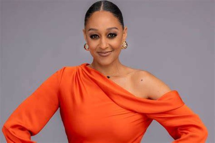 Tia Mowry says she getting a divorce