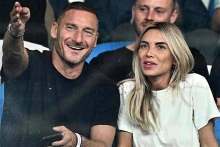 Totti and Noemi Bocchi move in together here is the luxury home