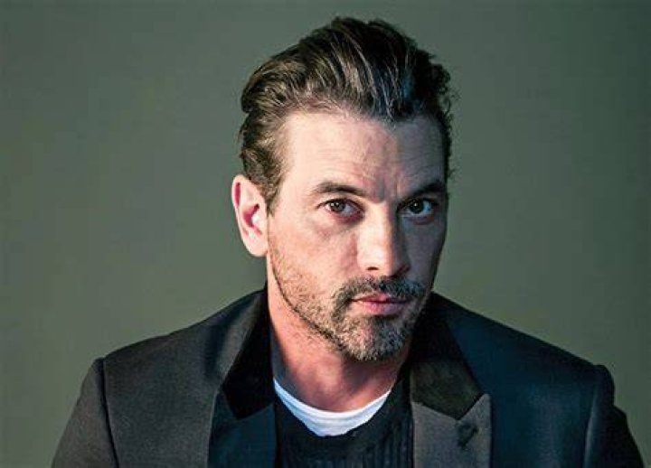 Uncover The Enthralling World Of Skeet Ulrich's Cinematic Legacy