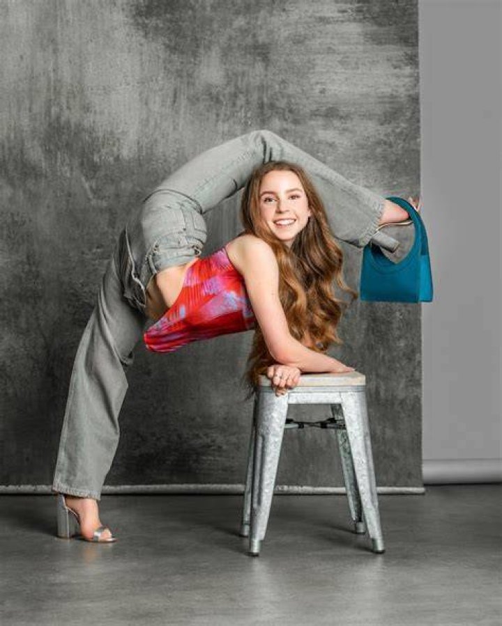 Unraveling The Wonder: Anna McNulty's Inspiring Journey