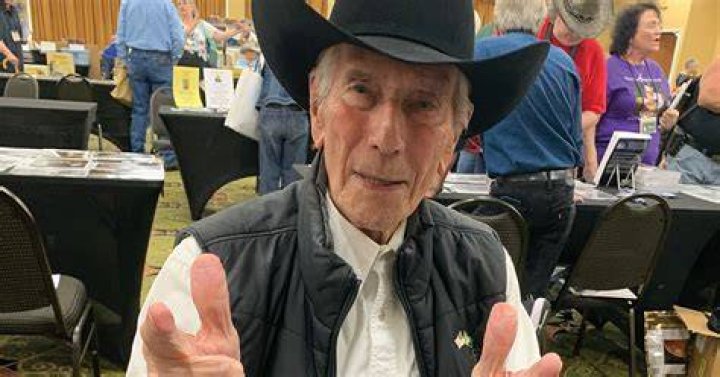 Unveil The Riches: Robert Fuller's Fortune Revealed