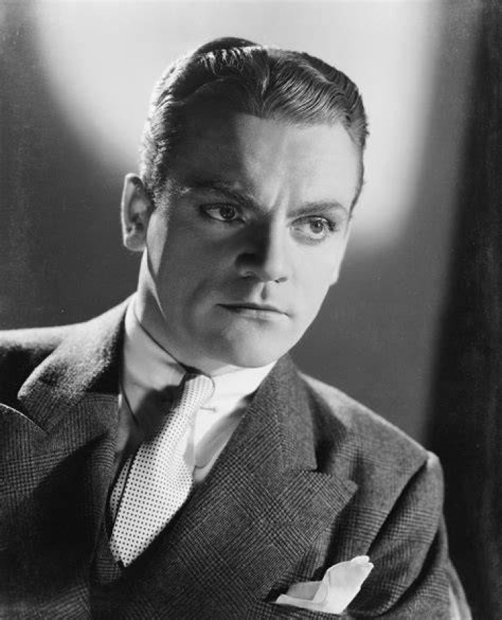 Unveiling James Cagney's Height: Uncovering Intriguing Insights