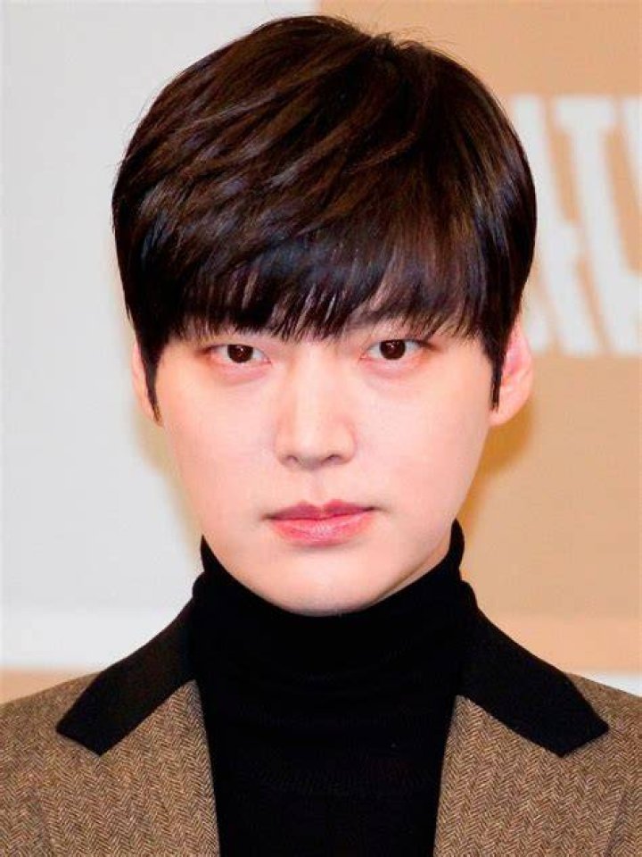 Unveiling The Heartwarming Journey Of Ahn Jae Hyun's Child