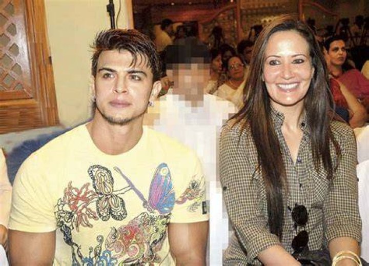 Unveiling The Inside Scoop: Sahil Khan And Ayesha Shroff's Dynamic Duo