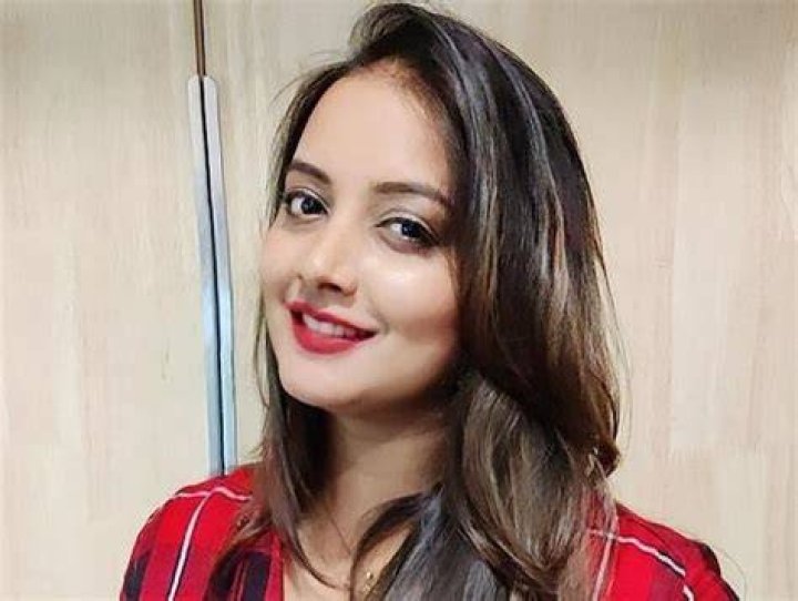 Unveiling The Journey Of Nidhi Uttam: Age, Career, And Beyond