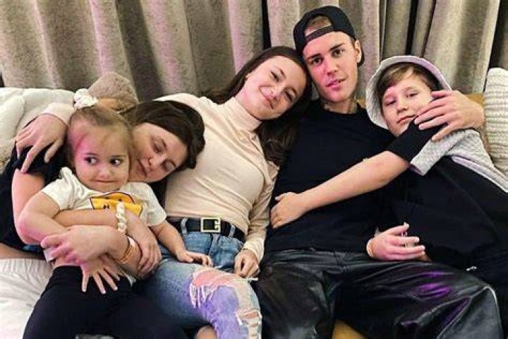 Unveiling The Unbreakable Bond: Justin Bieber's Siblings Revealed