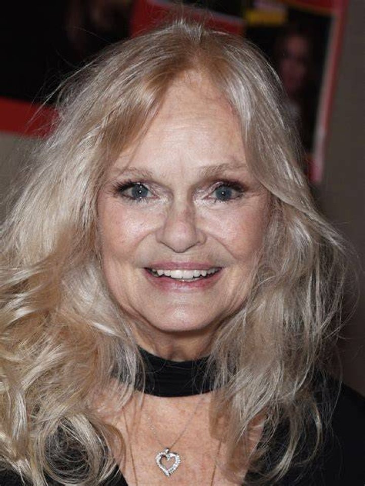 Where is Lynda Day now? Spouse, Net Worth, Daughter