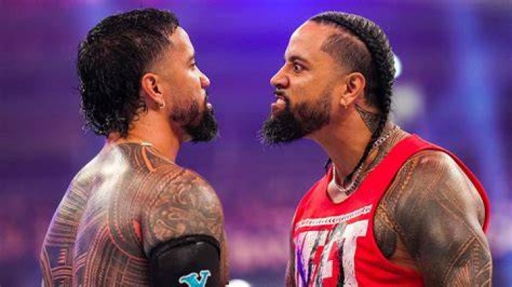 WWE Superstar Jey Uso (Joshua Fatu) working out as his oldest son
