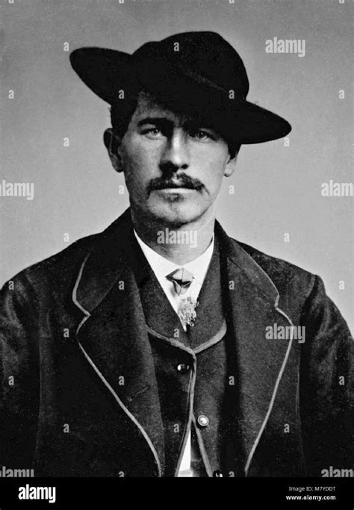 Wyatt Earp's tombstone stolen